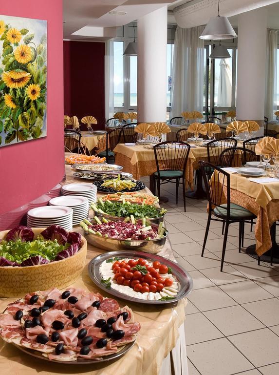 Hotel Nuovo Diana 세니갈리아 외부 사진