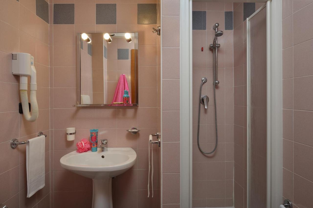Hotel Nuovo Diana 세니갈리아 외부 사진