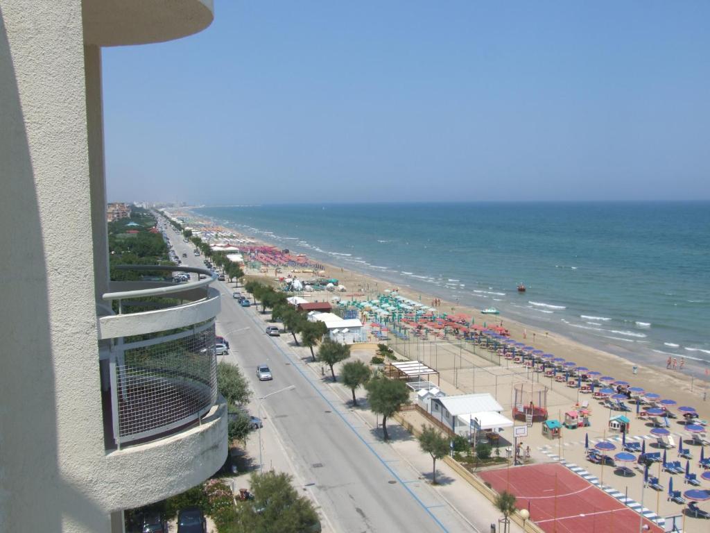 Hotel Nuovo Diana 세니갈리아 객실 사진